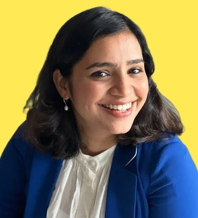 Woman in blue blazer at Smart Marketer LIVE 2026 marketing conference